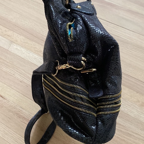 Deux Lux Black Hobo Handbag - Picture 4 of 6